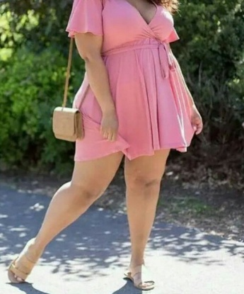 Анкета проститутки Эльвира - город Гдов, 32 года, №7982